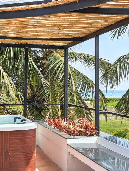 Cove Luxury Beach Villa Mamallapuram Exterior foto