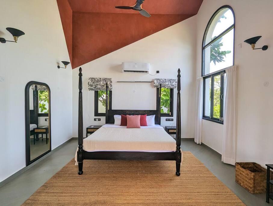 Cove Luxury Beach Villa Mamallapuram Exterior foto